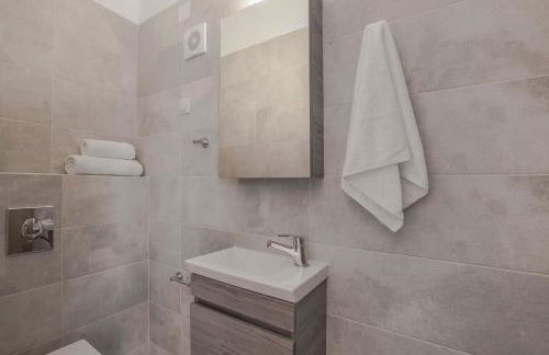 Queen Bee Residence - Photo 140