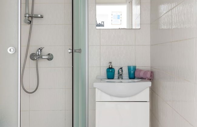 Bright & Modern on Top Location - Foto 12