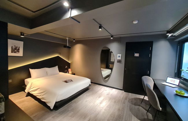 Kin Wander Tan Binh, The Mountain - Photo 13