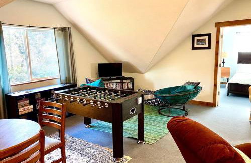 Private pet friendly beach house, steps to beach - Foto 8