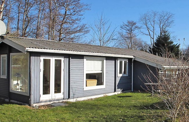 Ideal Holiday Home in Stege near Sea - Photo 1