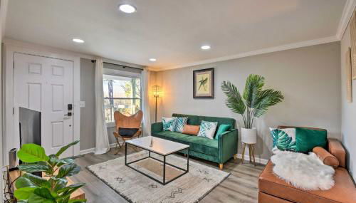 Private Yard and Fire Pit Commerce Home! - Foto 5