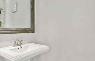 Stunning Townhouse w Tennis & Pool - Foto 18