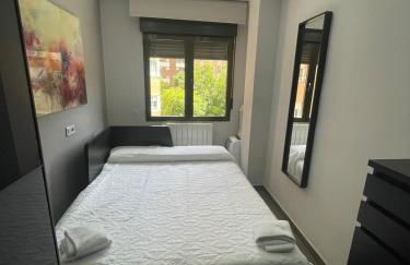 Apartamento Superior junto al Recinto Ferial de 2 dormitorios - Foto 6