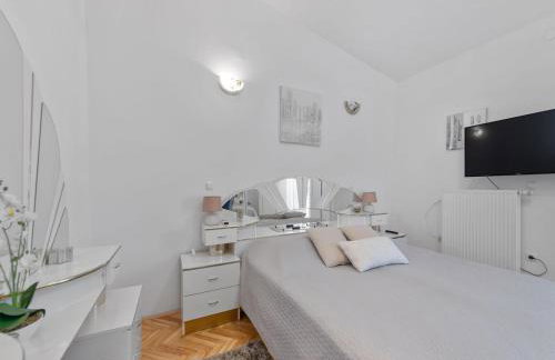 Beautiful holiday home with private sauna - Photo 42