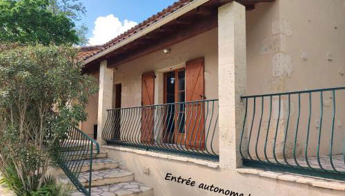 Gîte de la Tride 2 avec terrasse proche du centre - Photo 2