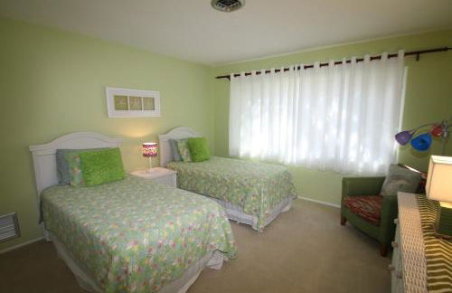 Tropical Beach House- 100 Steps to the Gulf! - Foto 27