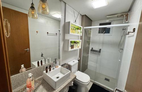 Magnífico APARTAMENTO de Charme - 3 quartos AR CONDICIONADOS SPLIT - Beira Mar, 2 banheiros, 2 Vagas Garagem, 4 Varandas, 2 Elevadores, Redes para Descanso, Wi-Fi, Air Fryer, Disney Plus, HBO Max, Cadeiras de Praia e Caixa Térmica - Photo 30