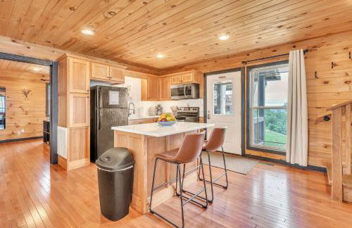 Pop & Granny's cabin with a fire pit hot tub & indoor pool - Foto 8