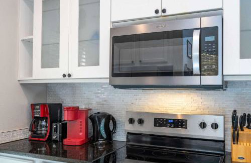 Cozy Townhouse with Private Pool in Kissimmee - Photo 64