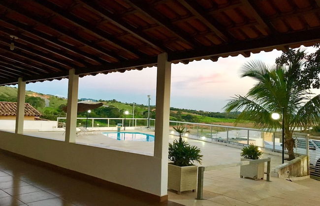 Oasis do Lago - Casa para 20 pessoas com 6 quartos - Foto 15