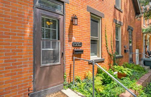 Sophisticated Boho Condo Walkable Columbus - Foto 5