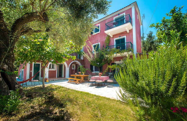 Liofyto Apartments - Photo 1