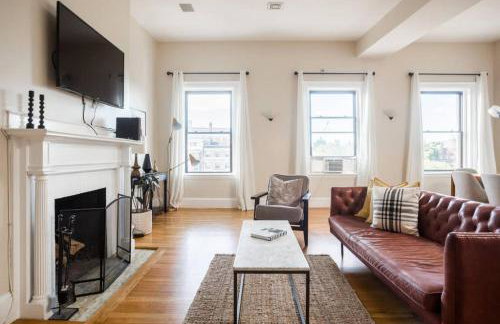 Luxury 4BR 3BA in Fenway w Epic Roof Deck - Foto 4