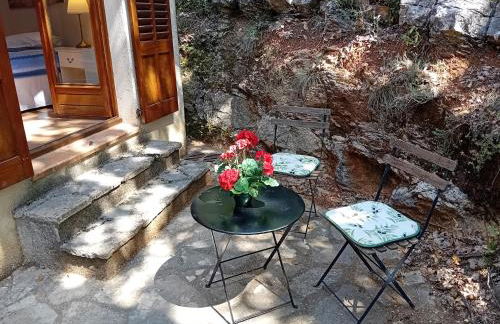 Spacious Villa for 6 - amazing pool and views - Foto 11