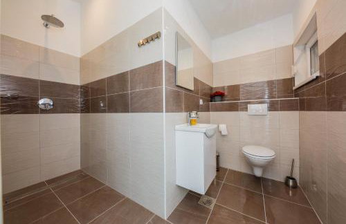 Villa Toni with 5 bedrooms and heated pool - Photo 33