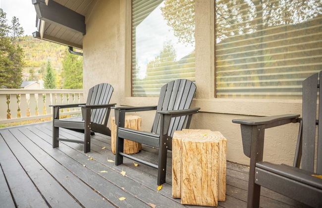 Bighorn by Avantstay Spacious Ski Cabin w/ Sprawling Porch, Views & Hot Tub! - Foto 24