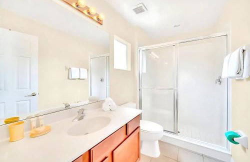 Bella Vida House with Pool and Games - Near Disney! - Foto 26