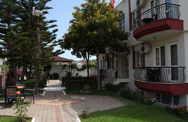 Minta Apart - Photo 24