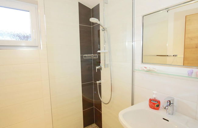 Apartment in Ski Paradise Near Trails - Foto 18