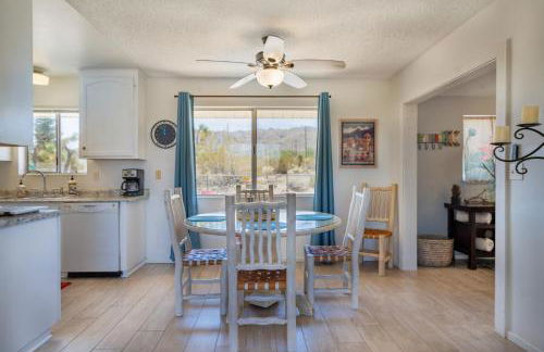 10 minutes to JTNP - Sauna, Hot Tub, Cold Plunge Saltwater Pool, Telescope, Fireplace and Views - Foto 9