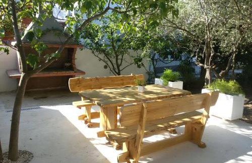 Olive Garden Apartments - Photo 44