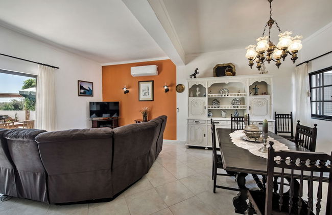 Villa V3 With Private Pool and air Conditioning and Free Wifi Internet - Photo 8