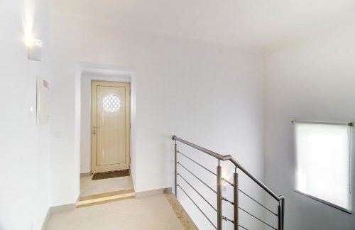 Amazing Home with Balcony & Barbecue - Foto 19