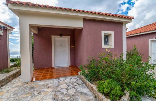 Lorraine's Cottage Style Studios, shared swimming pool and bbq only for guests at Simotata village - Photo 41