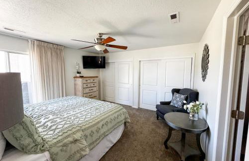 Modern Resort Condo - Pools, Courts & Scenic Views - Foto 30