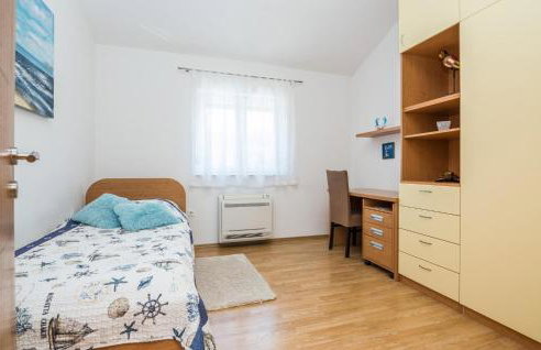 Nice Home In Kozino With Wifi - Photo 41