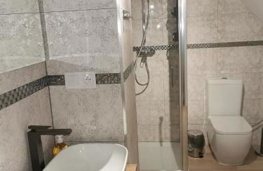 Under the Hill 3 - Foto 36