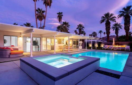 As seen on HGTV Desert Flippers The Pink Door - Foto 47