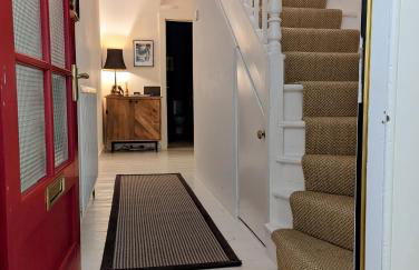 Central Hawick spacious stylish flat with log burner - Foto 24