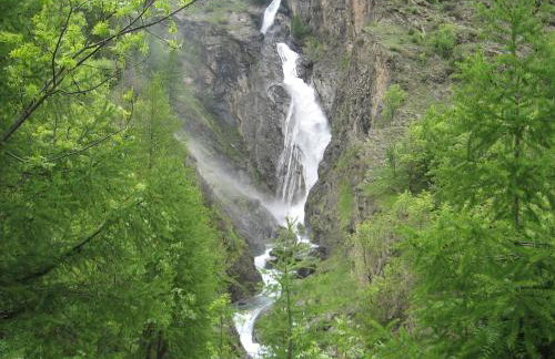 Apartment LA ROCHETTE free parking on site - Foto 11