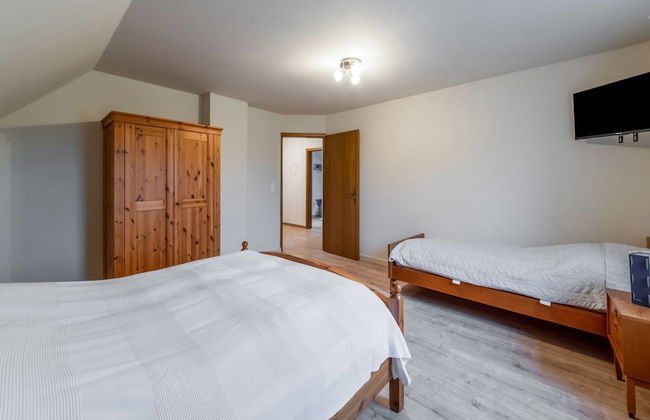 Holiday Home in Bullingen With Garden - Photo 7