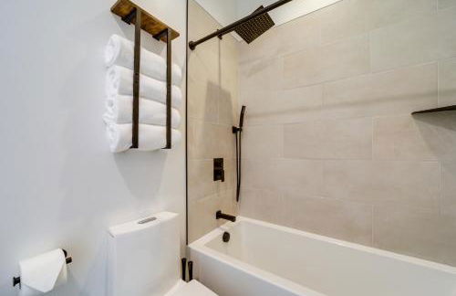 Modern Mountain-View Sanctuary in Pisgah Forest - Foto 14