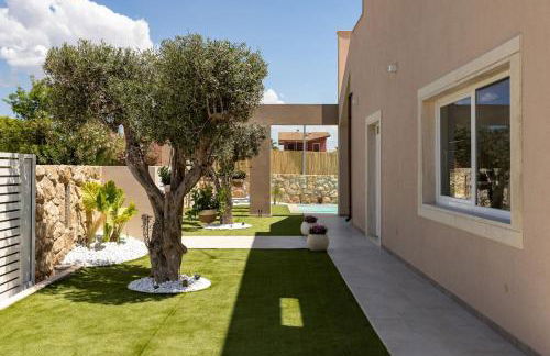 Villa Shamsi - heated pool and beach at 70mt - Foto 2