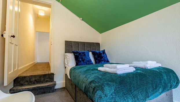 Host Stay Compton House - Foto 2, Habitación