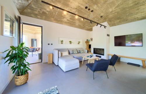 Margari Villas - Photo 22