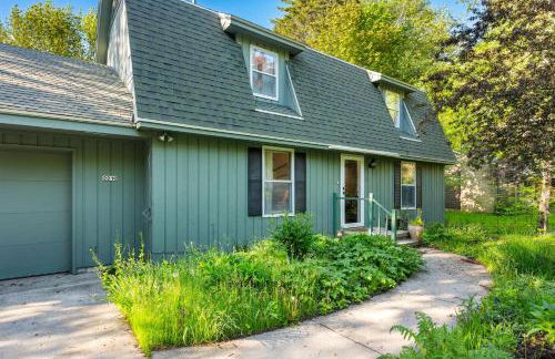 Scandia - Hot Tub, Arcade, Dog-Friendly, and Walk to Marina! - Foto 32