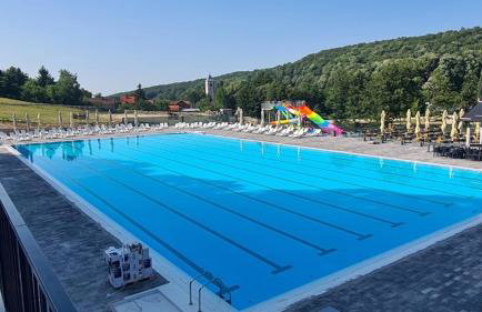 Seoski Turiziam Larva - Photo 50