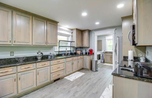 13 Mi to Guntersville Lake Henagar Gem with Hot Tub - Foto 7