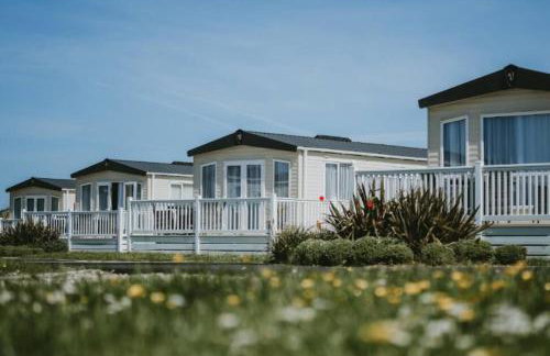 Cornwall Holiday Cabin with Hot tub & Sea view - Foto 1