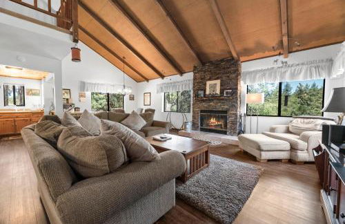 Fawnskin Lake Chalet - Close to Lake - Foto 2