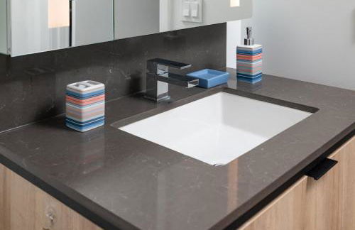 Central 2BR Condo in Downtown Boston & T-Station - Foto 34