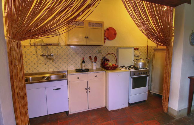 Apartment in a Farmhouse With Swimming Pool - Photo 39