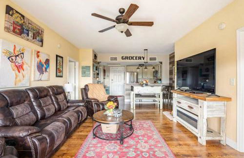 Red Rooster Family Cabin w/Hot Tub+Fire Pit+View - Foto 65