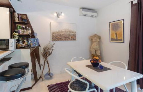 Three-Bedroom Holiday Home In Opuzen - Foto 17