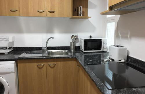 Apartamento céntrico con 2 habitaciones y Wi-Fi - Photo 10